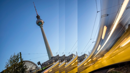 Berlin cityscape Noerr pulse effect