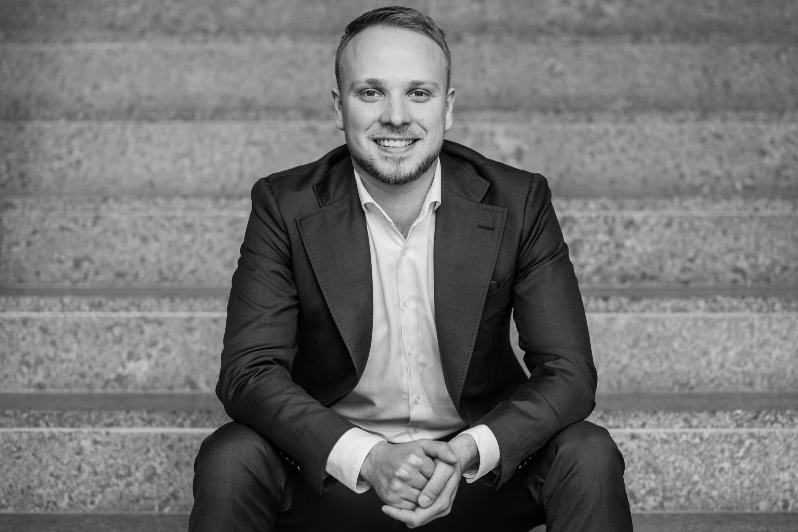 Das Referendariat: Interview mit Rechtsanwalt Jonas Meese (H/T Defensio Strafverteidiger)
