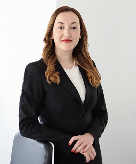 Wege zur Partnerschaft: Interview mit Lucie Gerhardt (Noerr)
